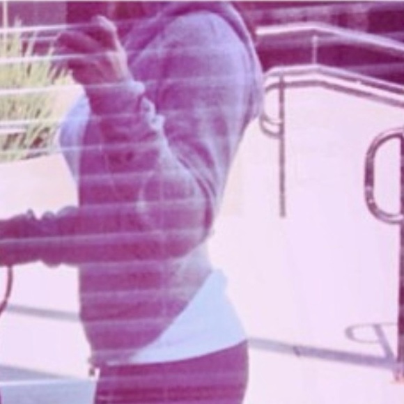 Lululemon Cropped Hoodie Zip Sweater Orange and Gray Size 4 - Picture 11 of 11